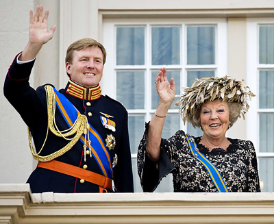 Prins Willem-Alexander and Queen Beatrix