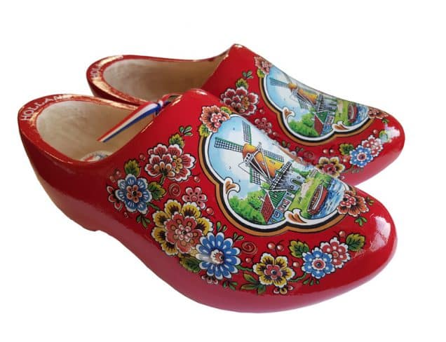 Red Flower clogs